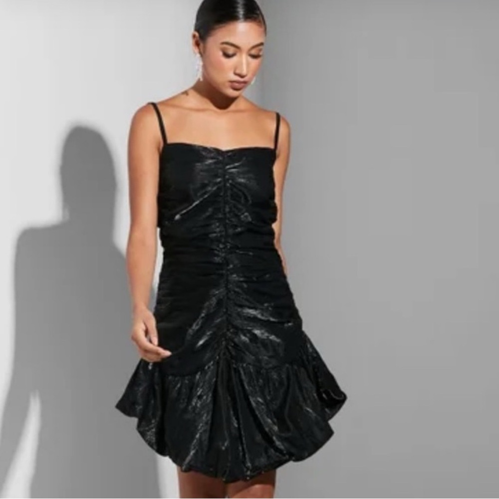 Ghospell Elegant Black Ruched Mini Dress